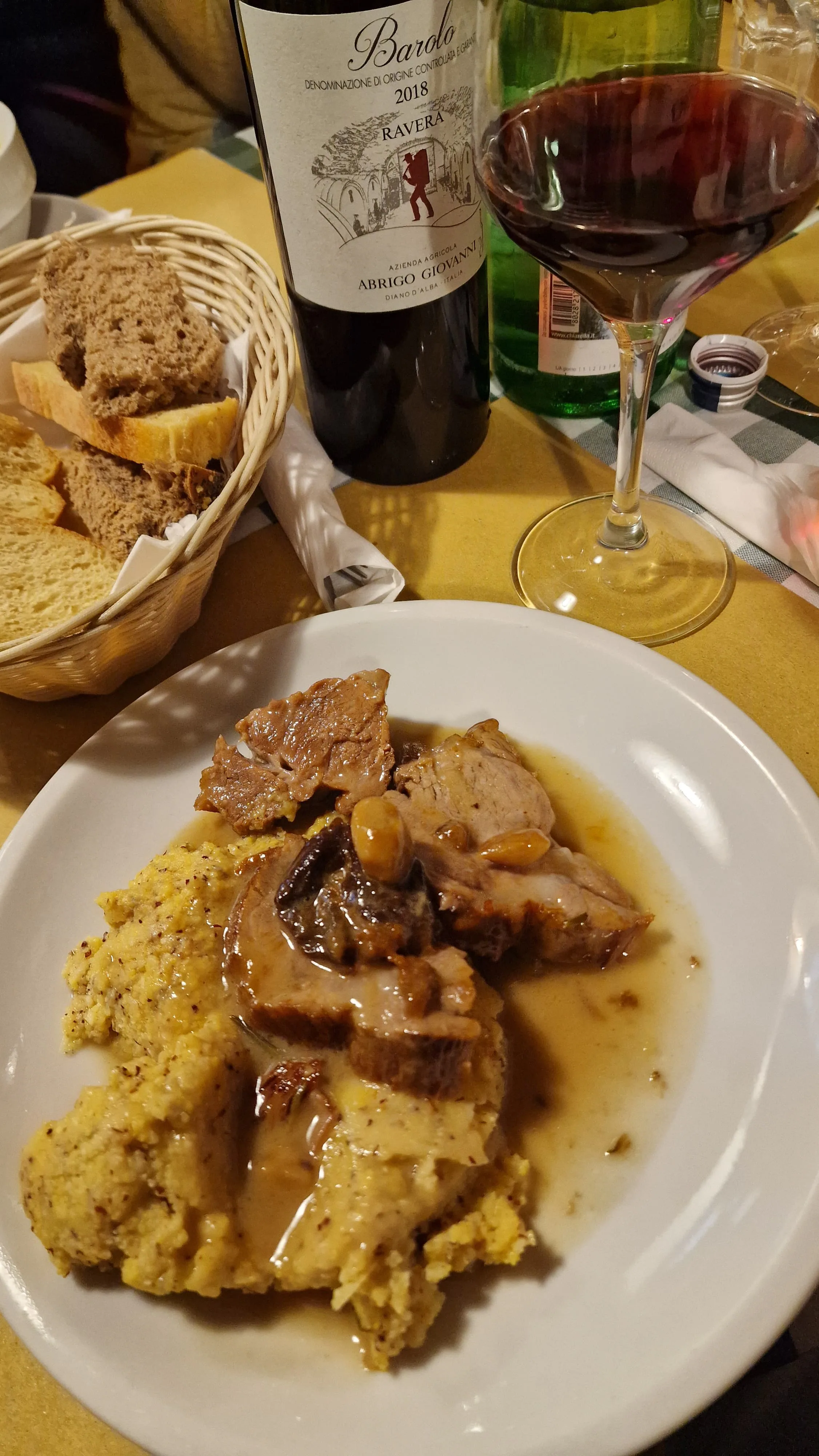 Abrigo Giovanni Barolo Ravera 2018
