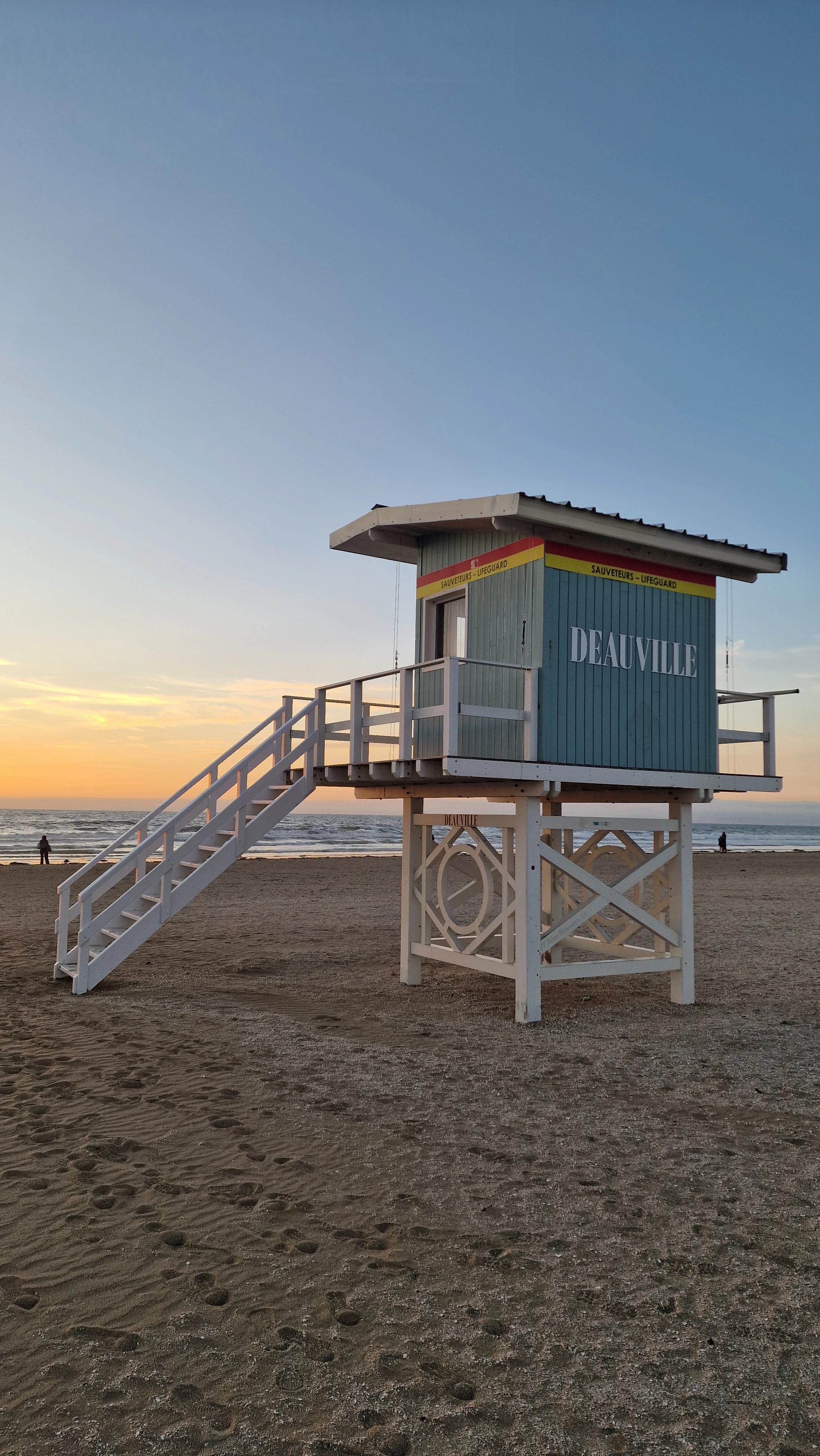 Deauville beach cabin
